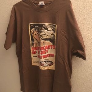 Short sleeve tee shirt